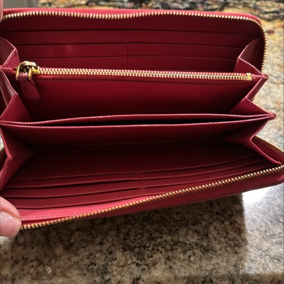 Prada zippy wallet - orinally priced at 1K from Posher - Picture 16 of 16